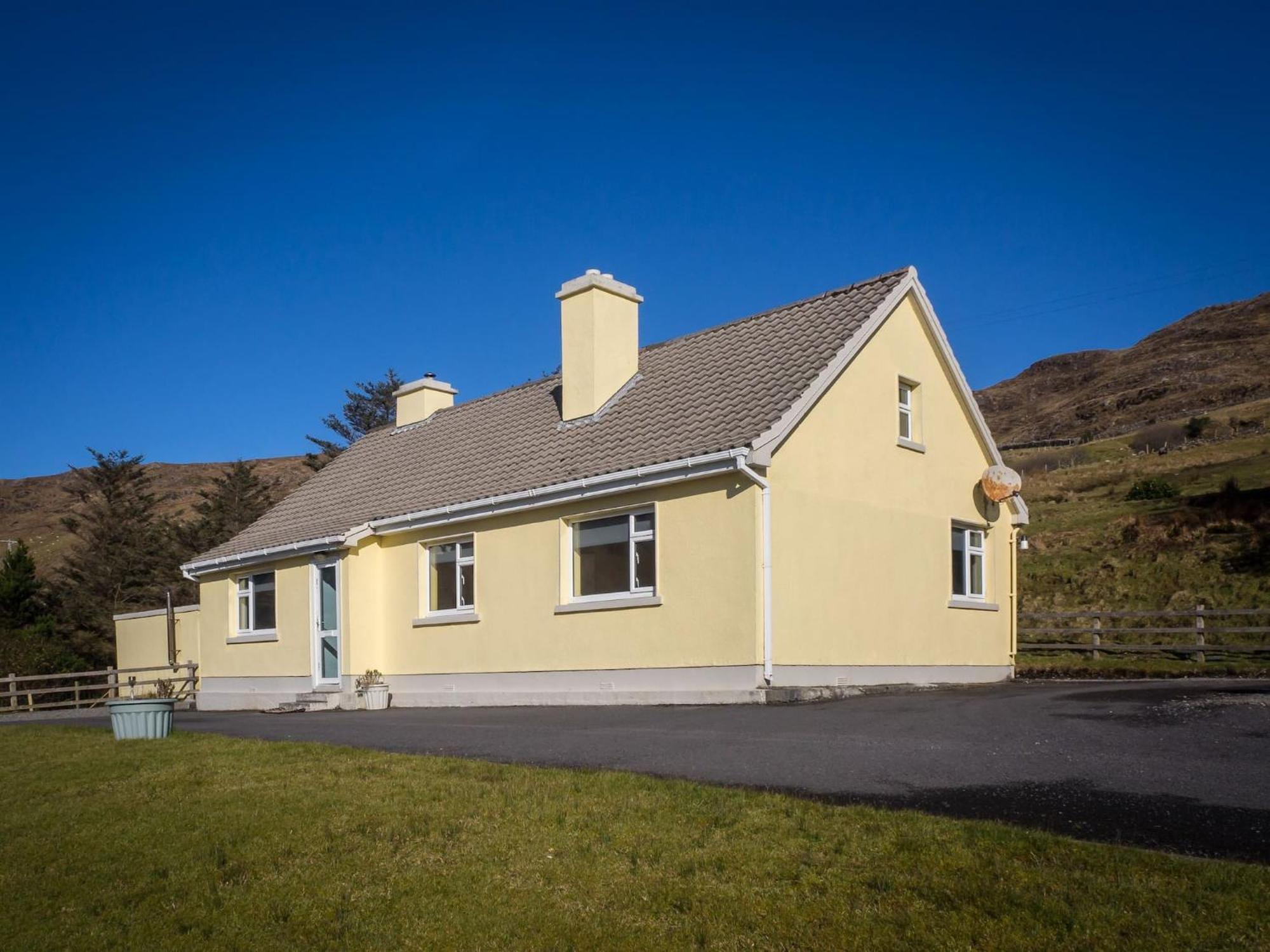 Lough Fee Renvyle Villa Exterior photo